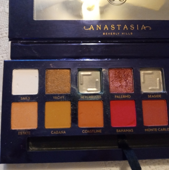 Anastasia Beverly Hills Riviera Eyeshadow Palette - Picture 2 of 15